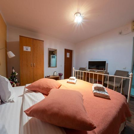 La Casa Nord Hotel Boekarest Kamer foto
