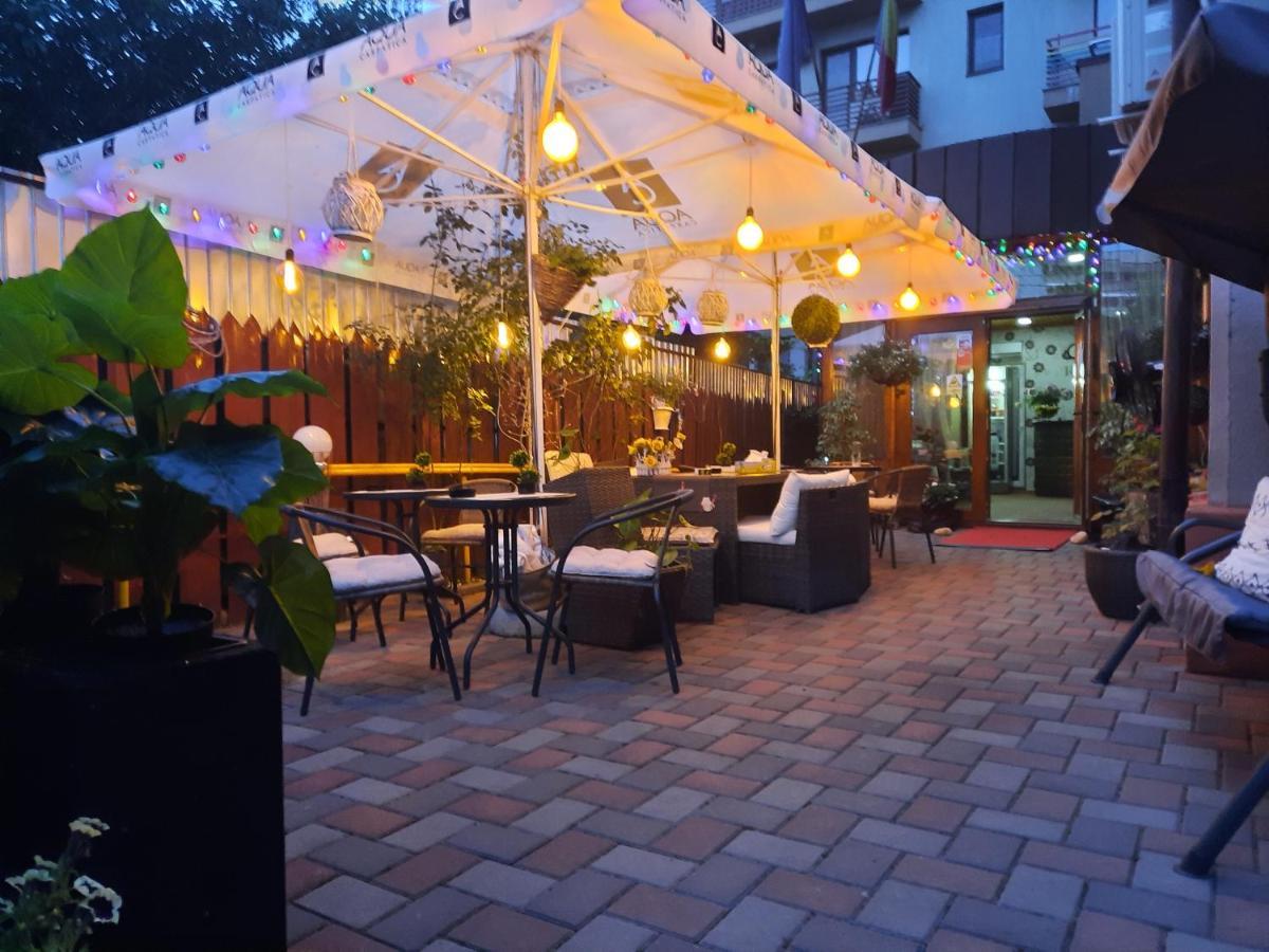 La Casa Nord Hotel Boekarest Buitenkant foto