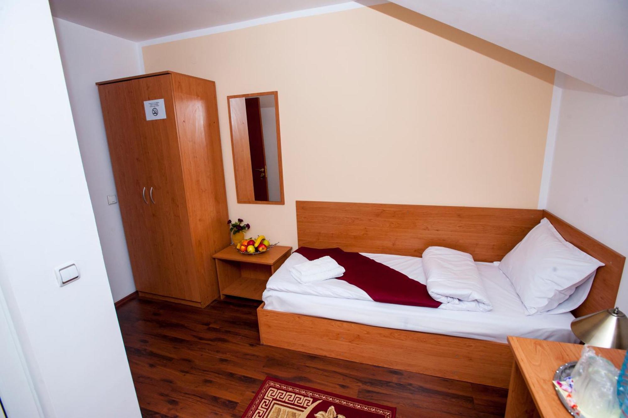 La Casa Nord Hotel Boekarest Kamer foto