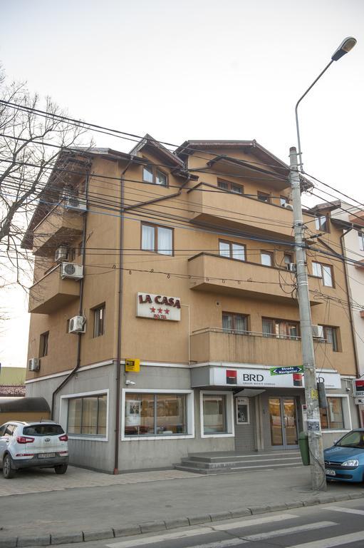 La Casa Nord Hotel Boekarest Buitenkant foto